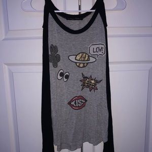 Shoulder-less long sleeve top